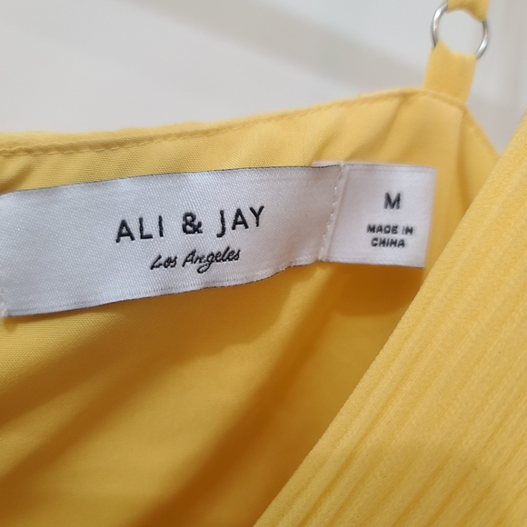 Ali & Jay For The Gram Pleated Midi Dress in Yellow Sz M - Picture 11 of 16